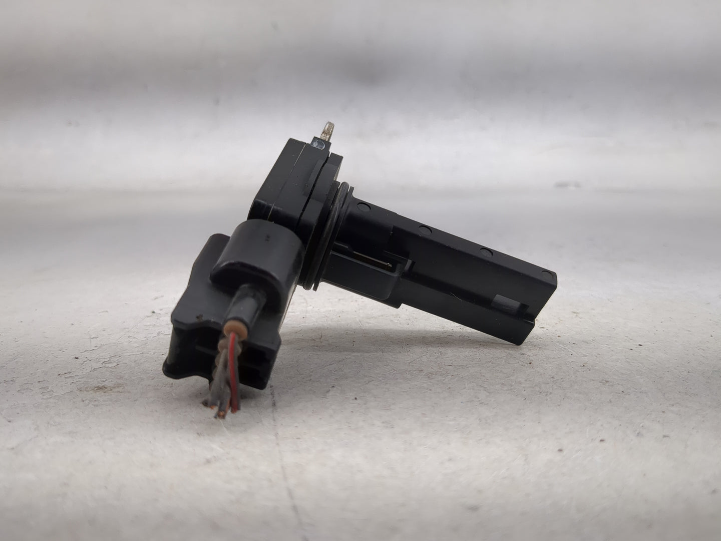 2010-2019 Jaguar Xj Mass Air Flow Meter Maf 1486454 - Oemusedautoparts1.com