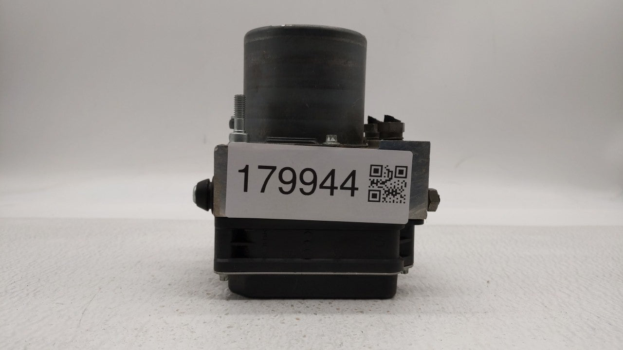 2010-2012 Jaguar Xj ABS Pump Control Module Replacement P/N:AW93-2C405-CF Fits Fits 2010 2011 2012 OEM Used Auto Parts - Oem