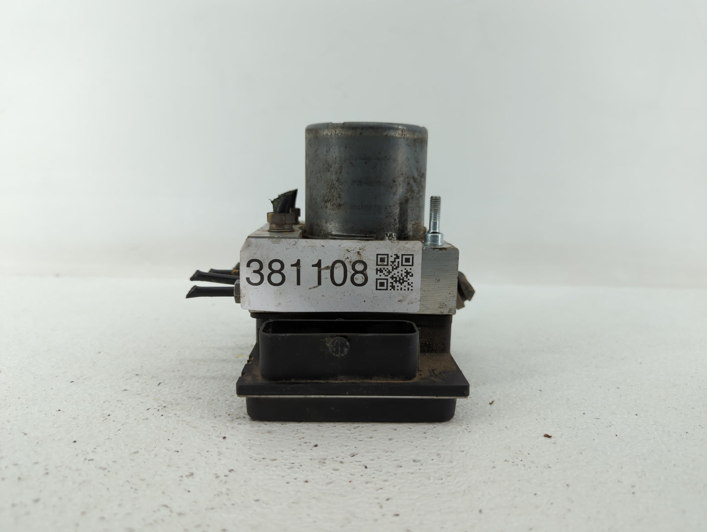 2010-2012 Jaguar Xj ABS Pump Control Module Replacement P/N:AW93-2C405-CF Fits Fits 2010 2011 2012 OEM Used Auto Parts - Oem