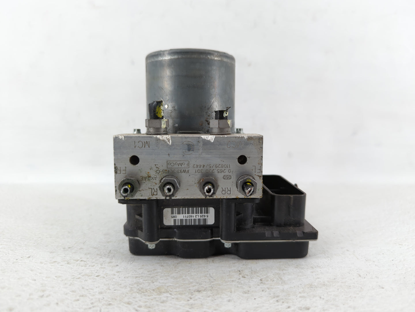 2010-2012 Jaguar Xj ABS Pump Control Module Replacement P/N:AW93-2C405-CF Fits Fits 2010 2011 2012 OEM Used Auto Parts - Oem