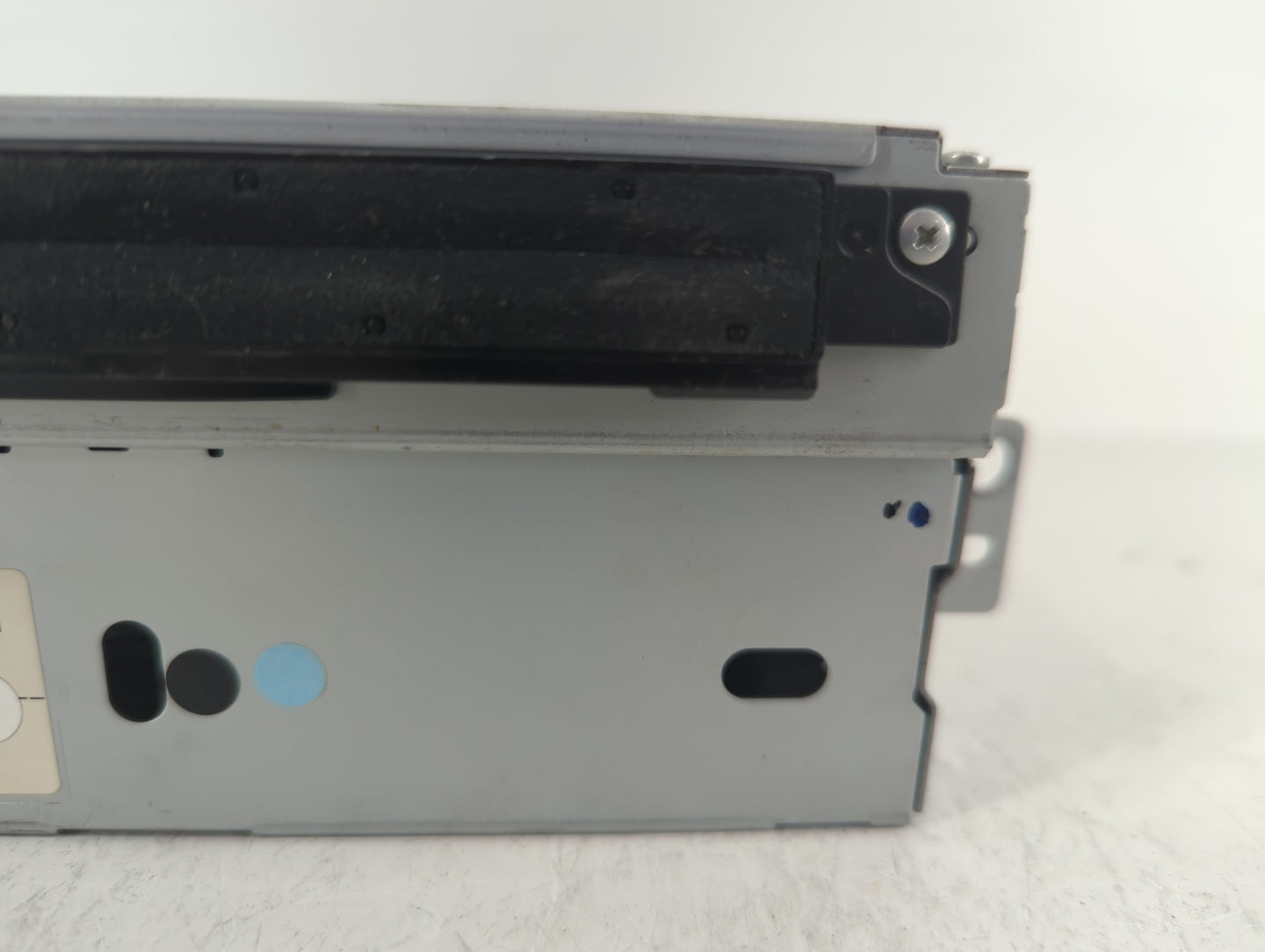 2010-2011 Jaguar Xj Am Fm Cd Player Radio Receiver - Oemusedautoparts1.com
