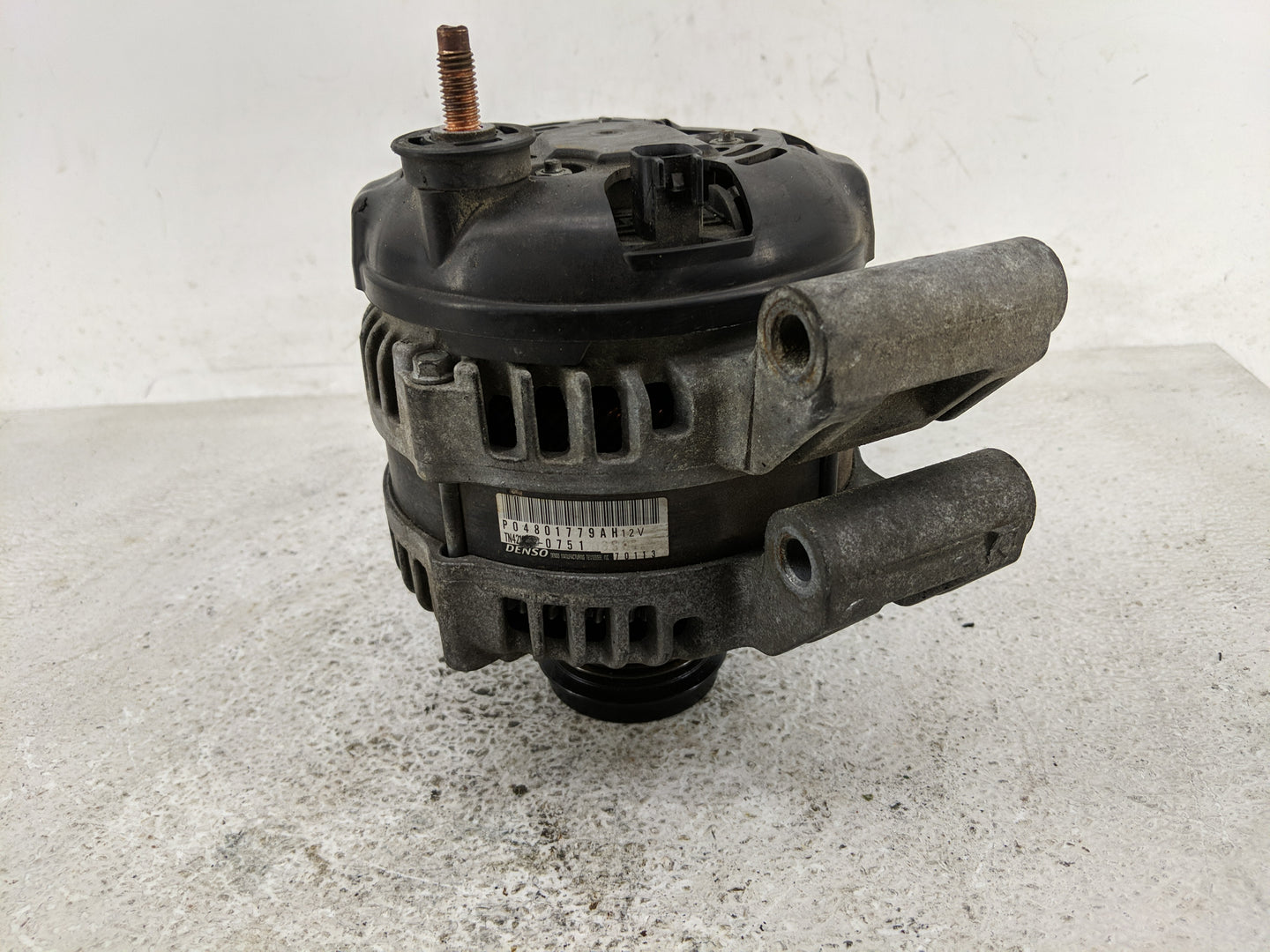 2011 Jeep Cherokee Alternator Replacement Generator Charging Assembly Engine OEM P/N:P04801779AH Fits OEM Used Auto Parts - 