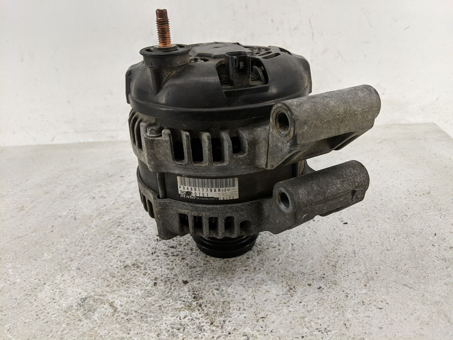 2011 Jeep Cherokee Alternator Replacement Generator Charging Assembly Engine OEM P/N:P04801779AH Fits OEM Used Auto Parts - 