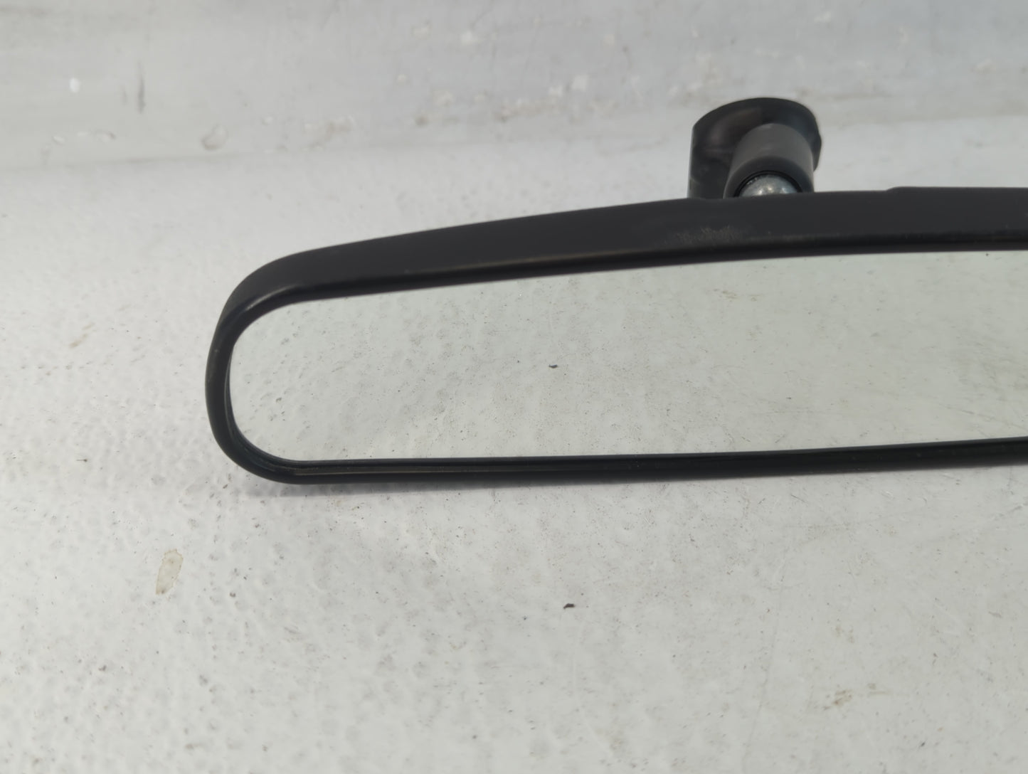 2011 Jeep Compass Interior Rear View Mirror Replacement OEM P/N:E8011681 Fits OEM Used Auto Parts - Oemusedautoparts1.com