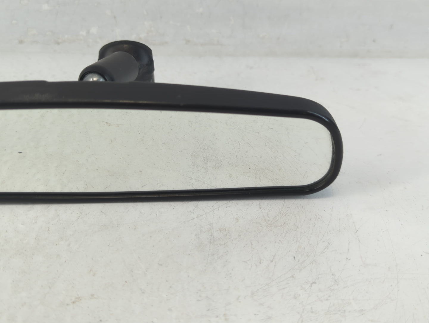 2011 Jeep Compass Interior Rear View Mirror Replacement OEM P/N:E8011681 Fits OEM Used Auto Parts - Oemusedautoparts1.com