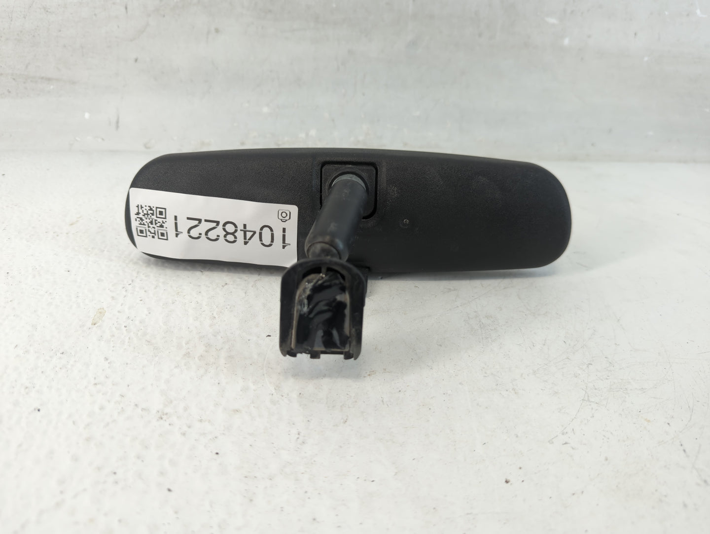 2011 Jeep Compass Interior Rear View Mirror Replacement OEM P/N:E8011681 Fits OEM Used Auto Parts - Oemusedautoparts1.com