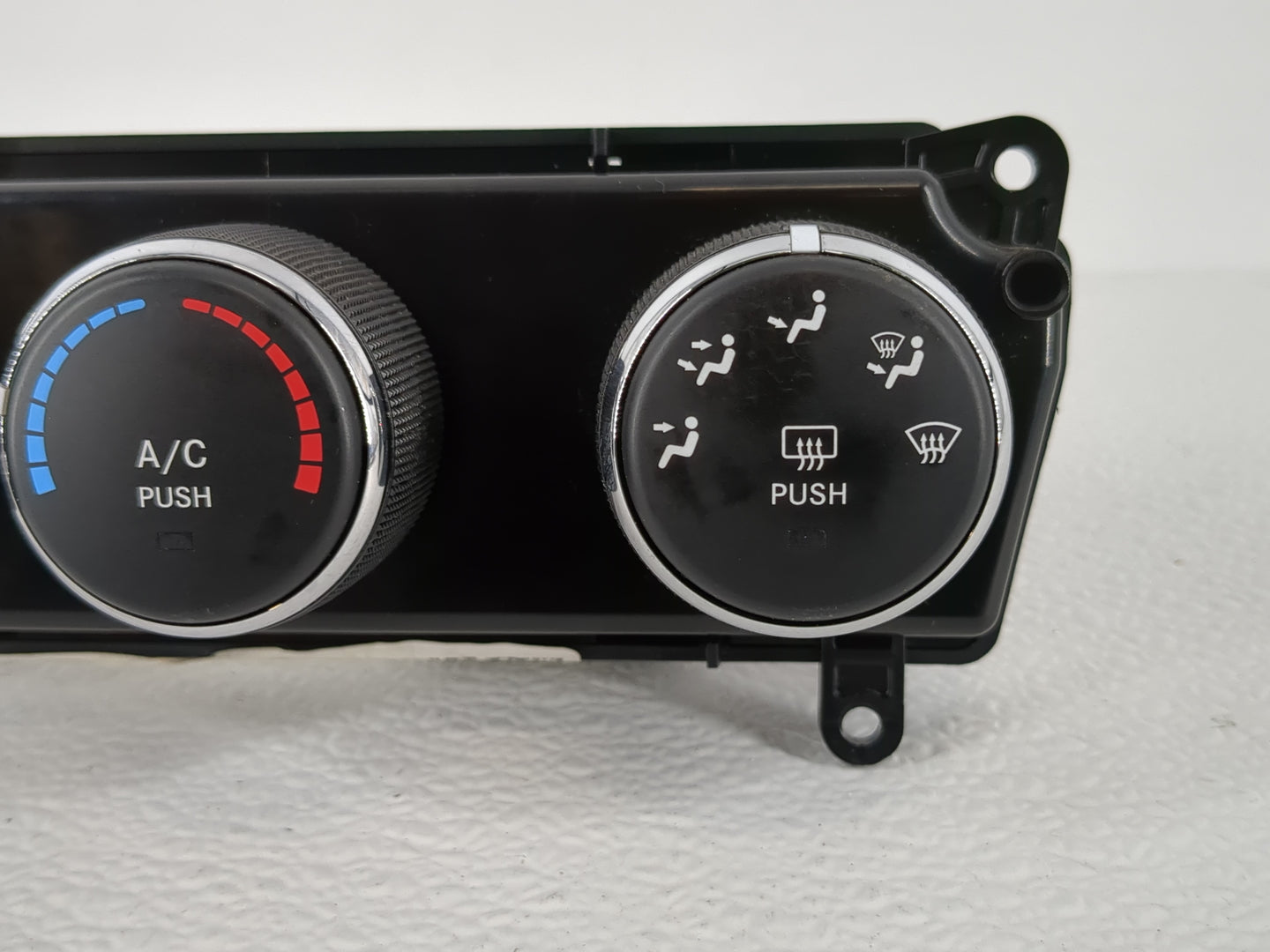 2011 Jeep Compass Climate Control Module Temperature AC/Heater Replacement P/N:P55111278AC Fits Fits 2012 2013 2014 2015 201