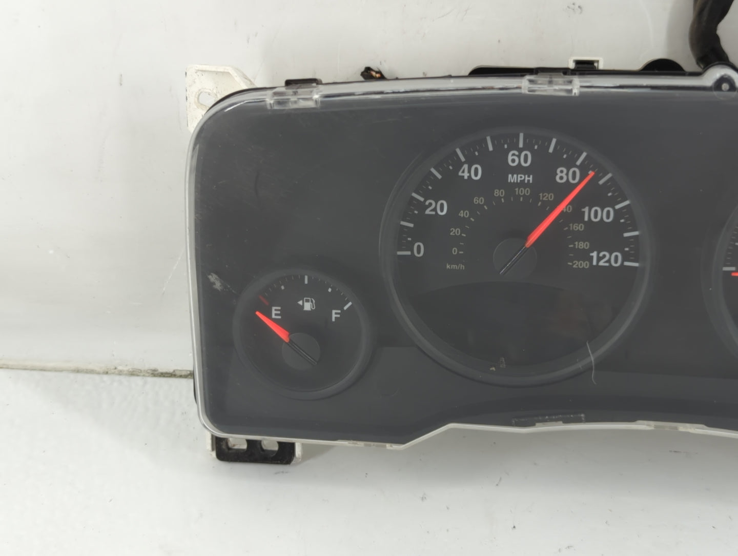 2011-2012 Jeep Compass Instrument Cluster Speedometer Gauges P/N:68080402AD Fits Fits 2011 2012 OEM Used Auto Parts - Oemuse