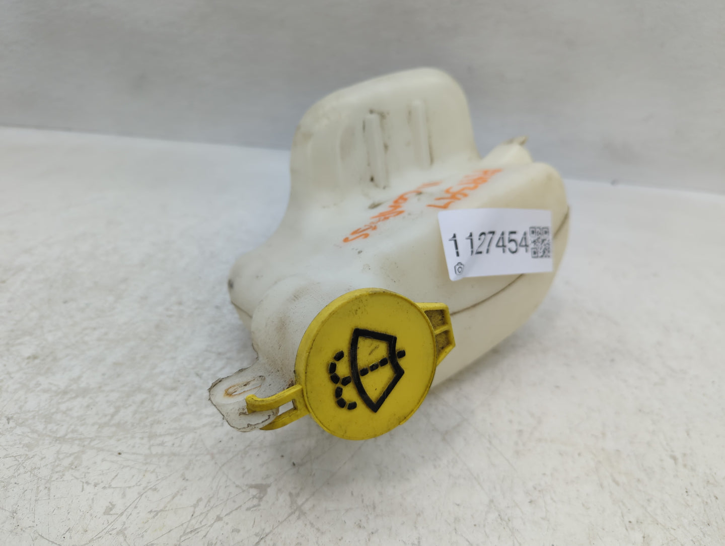 Jeep Compass Windshield Washer Fluid Reservoir Bottle Oem - Oemusedautoparts1.com
