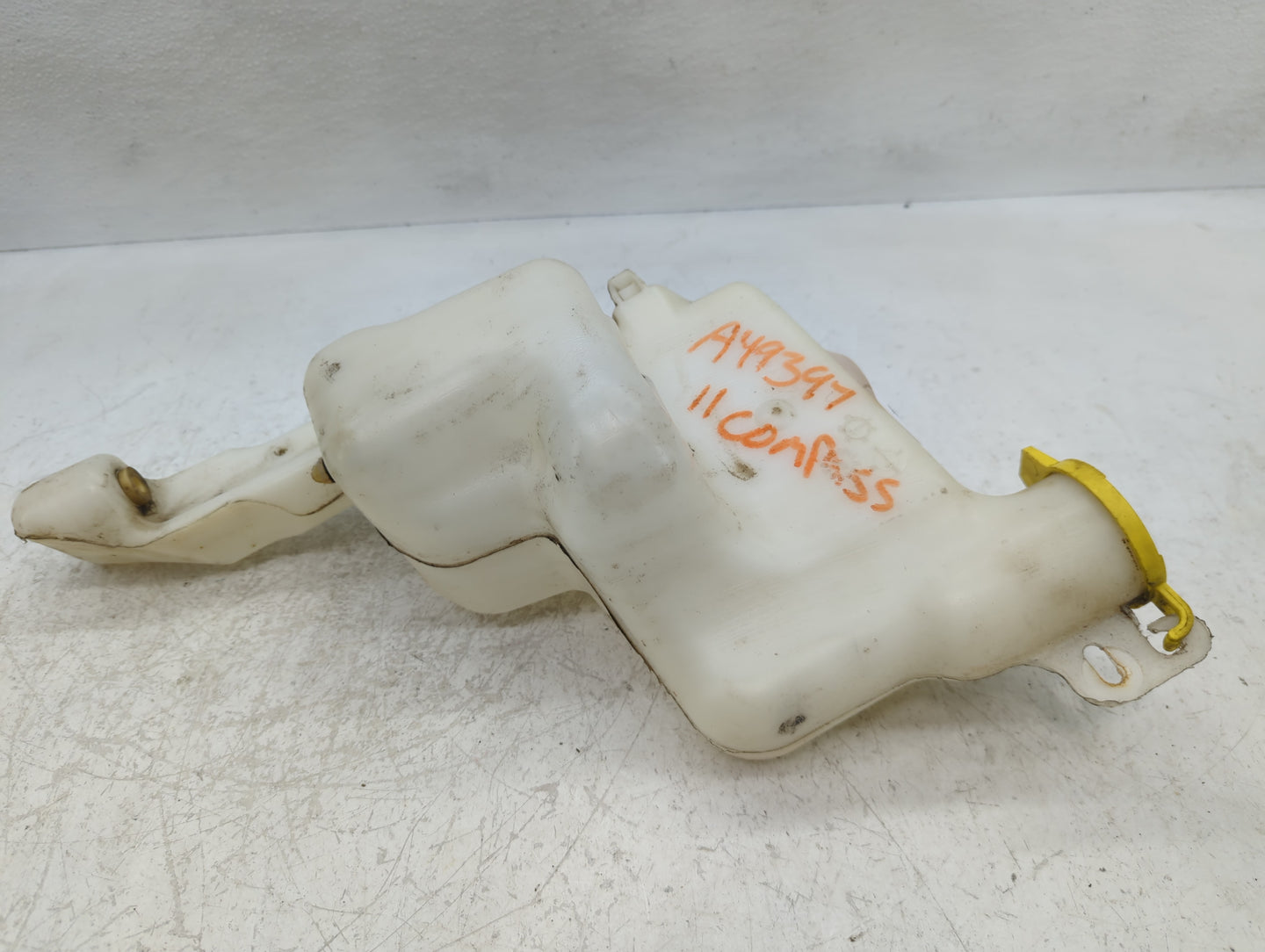 Jeep Compass Windshield Washer Fluid Reservoir Bottle Oem - Oemusedautoparts1.com