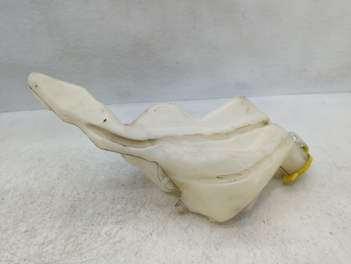 Jeep Compass Windshield Washer Fluid Reservoir Bottle Oem - Oemusedautoparts1.com