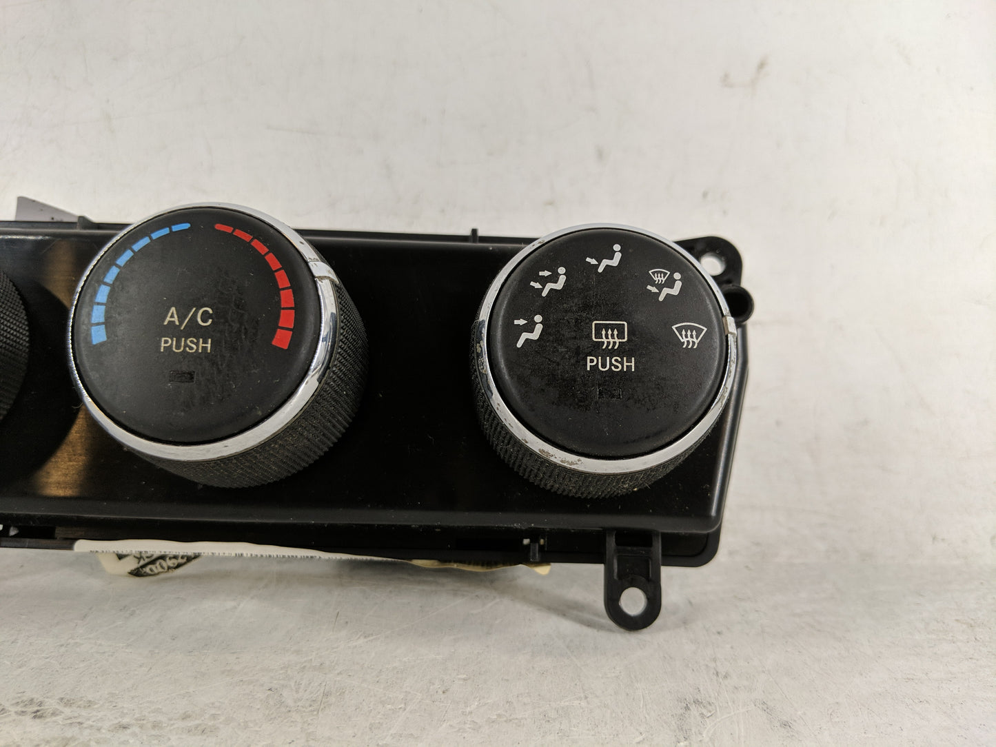 2011 Jeep Compass Climate Control Module Temperature AC/Heater Replacement P/N:68044102AB Fits Fits 2012 2013 2014 2015 2016