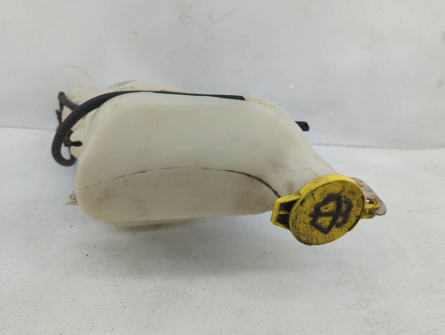 Jeep Compass Windshield Washer Fluid Reservoir Bottle Oem - Oemusedautoparts1.com