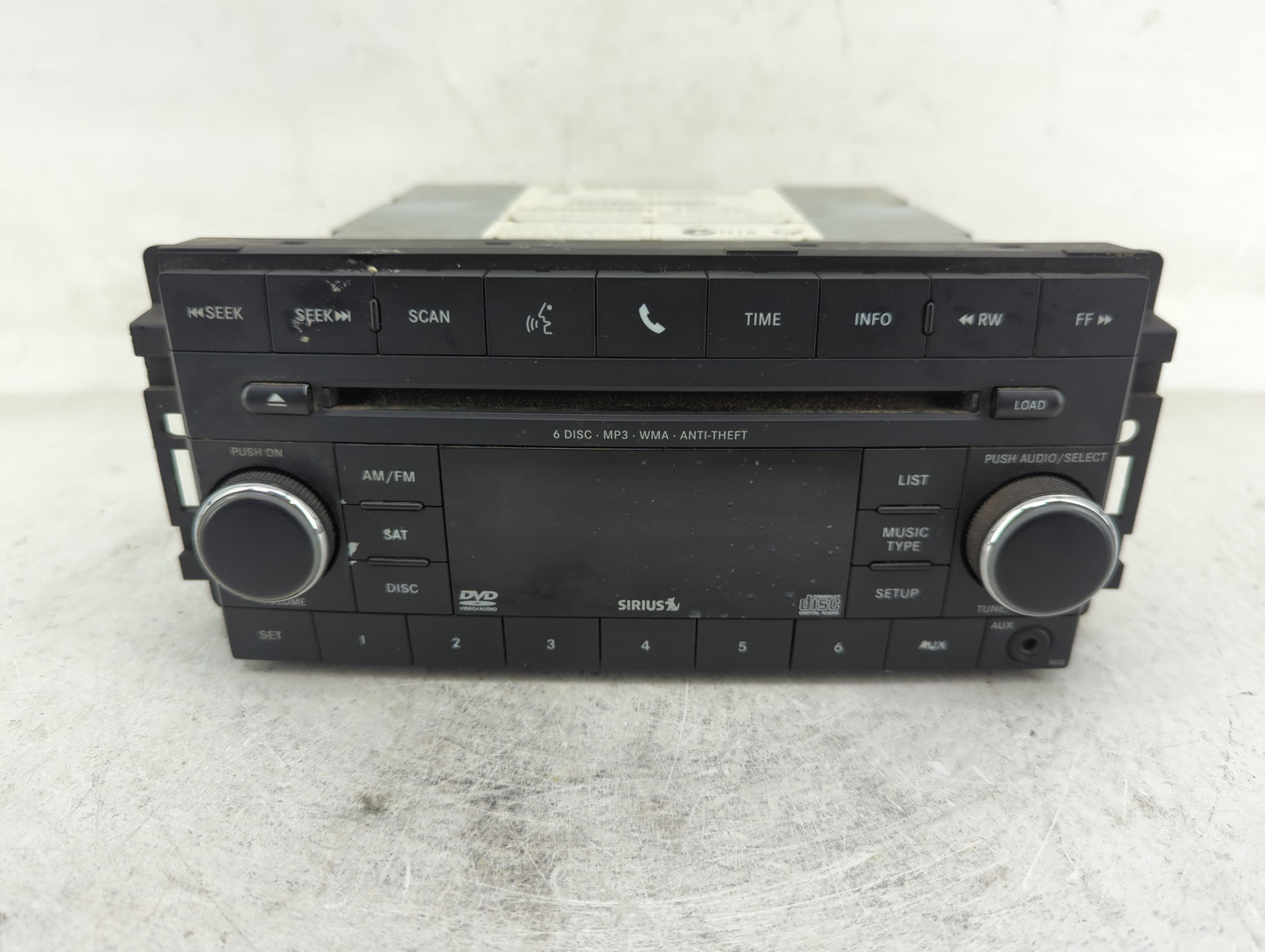 2011-2012 Jeep Compass Radio AM FM Cd Player Receiver Replacement P/N:05064949AH Fits Fits 2011 2012 OEM Used Auto Parts - O