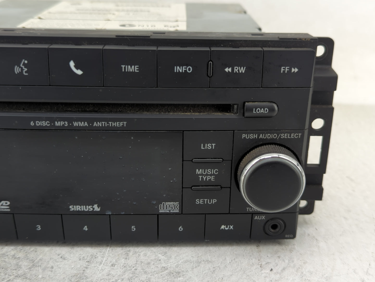 2011-2012 Jeep Compass Radio AM FM Cd Player Receiver Replacement P/N:05064949AH Fits Fits 2011 2012 OEM Used Auto Parts - O