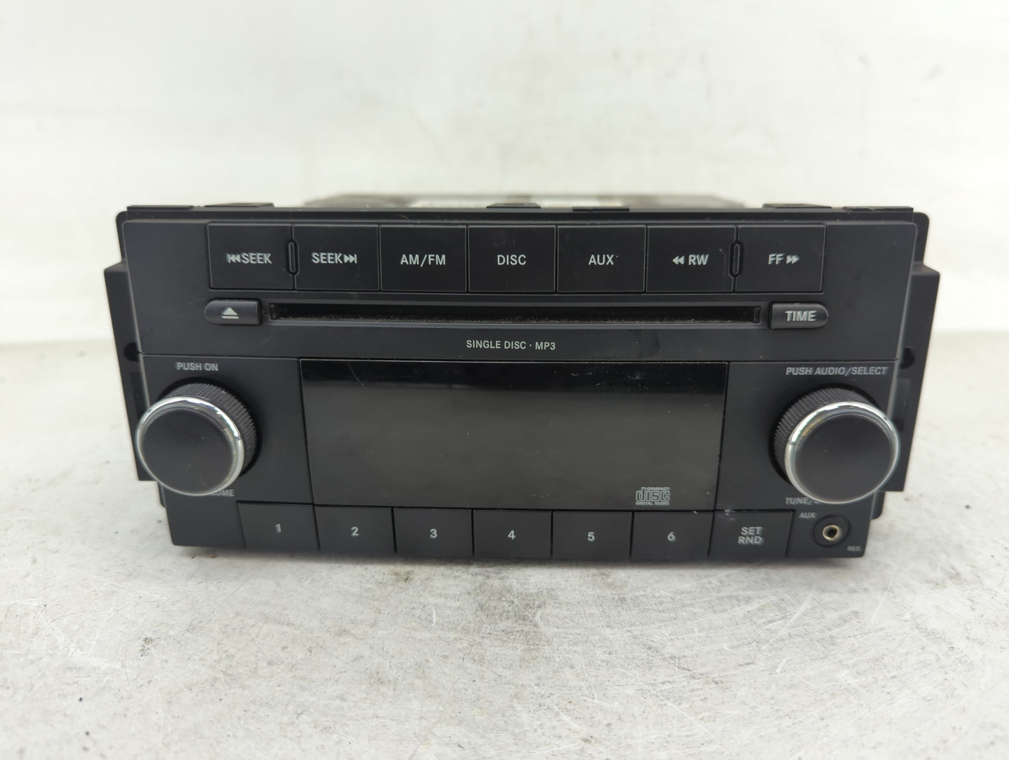 2011-2012 Jeep Compass Radio AM FM Cd Player Receiver Replacement P/N:05091222AD Fits Fits 2011 2012 OEM Used Auto Parts - O