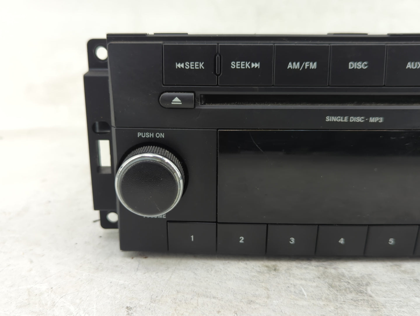 2011-2012 Jeep Compass Radio AM FM Cd Player Receiver Replacement P/N:05091222AD Fits Fits 2011 2012 OEM Used Auto Parts - O