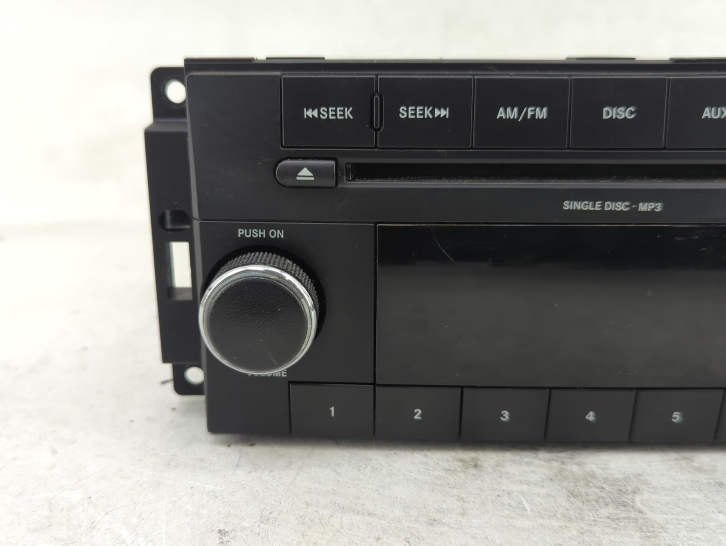 2011-2012 Jeep Compass Radio AM FM Cd Player Receiver Replacement P/N:05091222AD Fits Fits 2011 2012 OEM Used Auto Parts - O