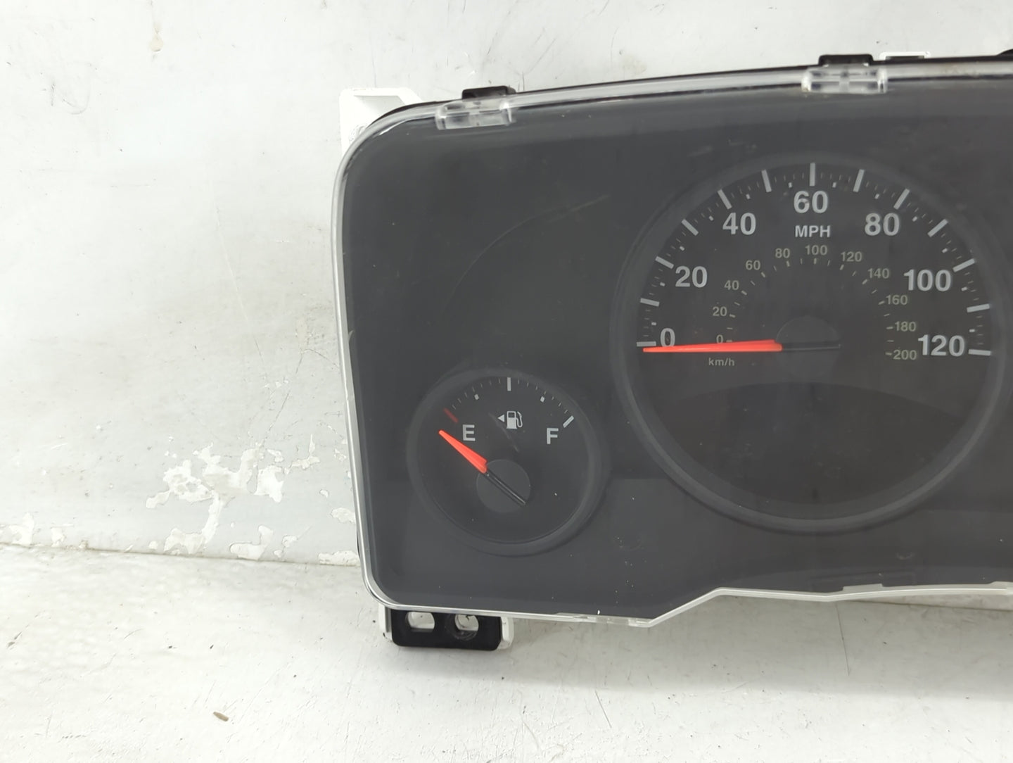 2011-2012 Jeep Compass Instrument Cluster Speedometer Gauges P/N:68080402AC CR-0035-304-M0-CC Miles:137K Fits Fits 2011 2012