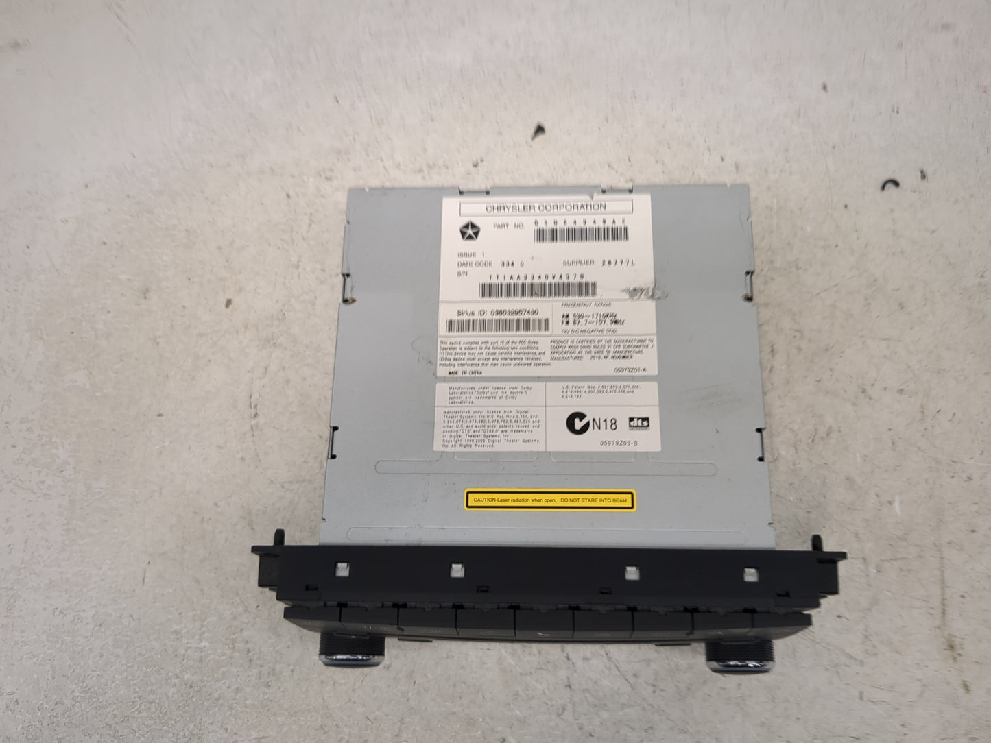 2011-2012 Jeep Compass Radio AM FM Cd Player Receiver Replacement P/N:05064949AE 05064949AF Fits Fits 2011 2012 OEM Used Aut