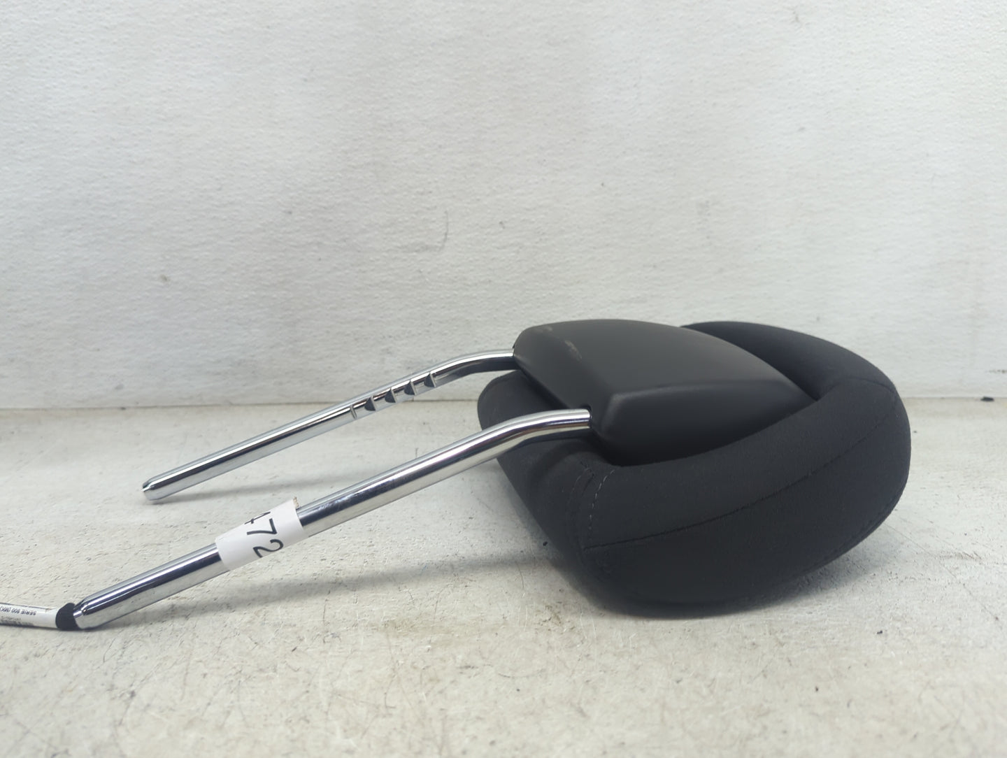 2011 Jeep Compass Headrest Head Rest Front Driver Seat 1472294 - Oemusedautoparts1.com