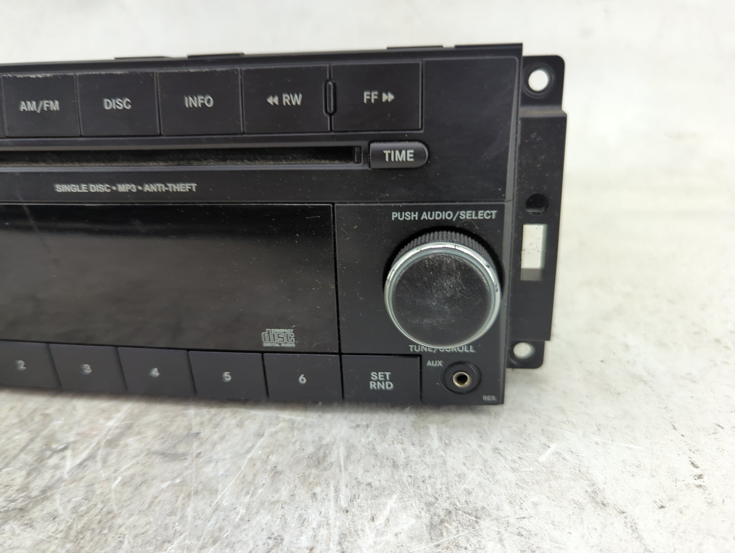 2011-2012 Jeep Compass Radio AM FM Cd Player Receiver Replacement P/N:SPNP05091195AA P05091195AA Fits Fits 2011 2012 OEM Use