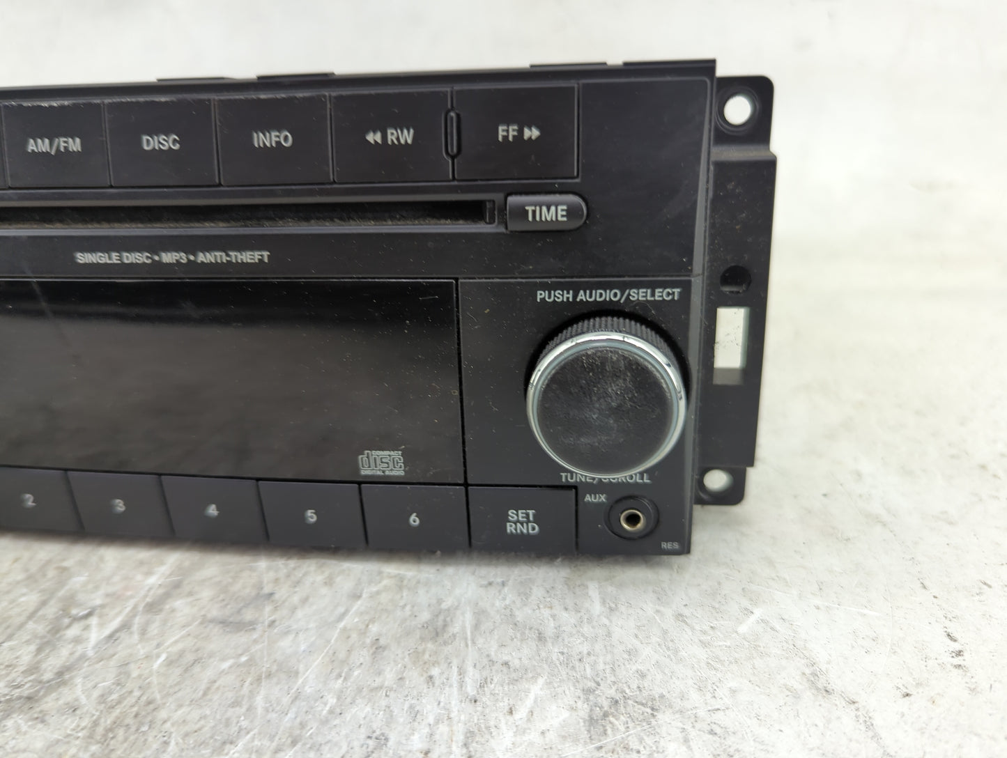 2011-2012 Jeep Compass Radio AM FM Cd Player Receiver Replacement P/N:SPNP05091195AA P05091195AA Fits Fits 2011 2012 OEM Use