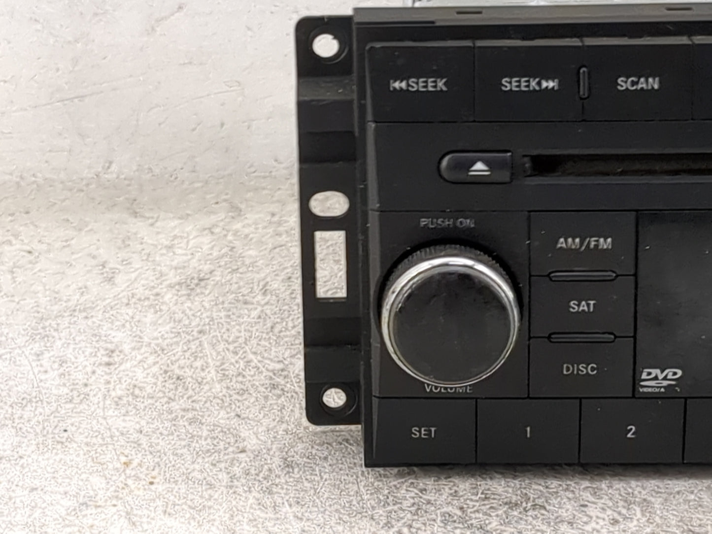 2011-2012 Jeep Compass Radio AM FM Cd Player Receiver Replacement P/N:05064949AF Fits Fits 2011 2012 OEM Used Auto Parts - O
