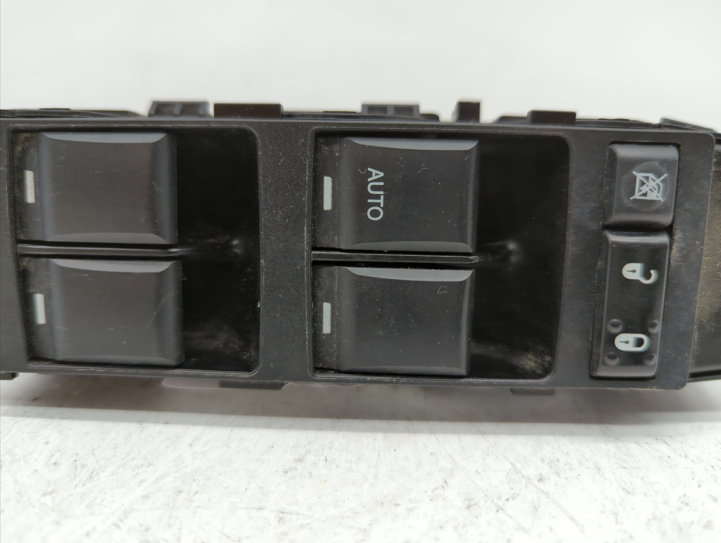2011-2017 Jeep Compass Master Power Window Switch Replacement Driver Side Left P/N:50610320021 Fits OEM Used Auto Parts - Oe