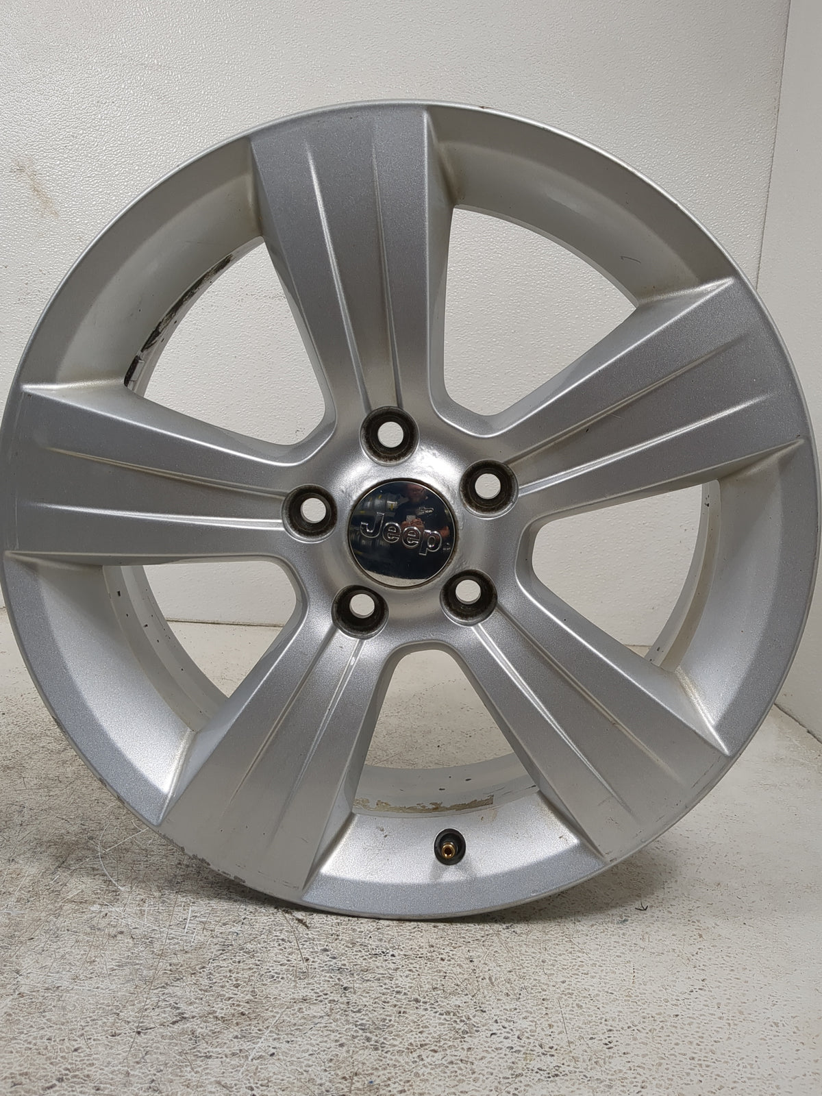 2011-2017 Jeep Compass Oem Wheel Rim 5000417 - Oemusedautoparts1.com