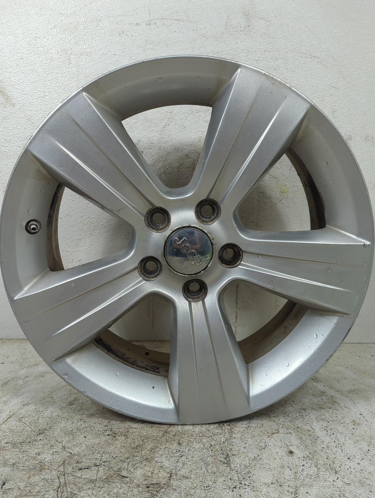 2011 Jeep Compass Oem Wheel Rim 5000418 - Oemusedautoparts1.com