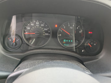 2011-2012 Jeep Compass Instrument Cluster Speedometer Gauges Fits Fits 2011 2012 OEM Used Auto Parts