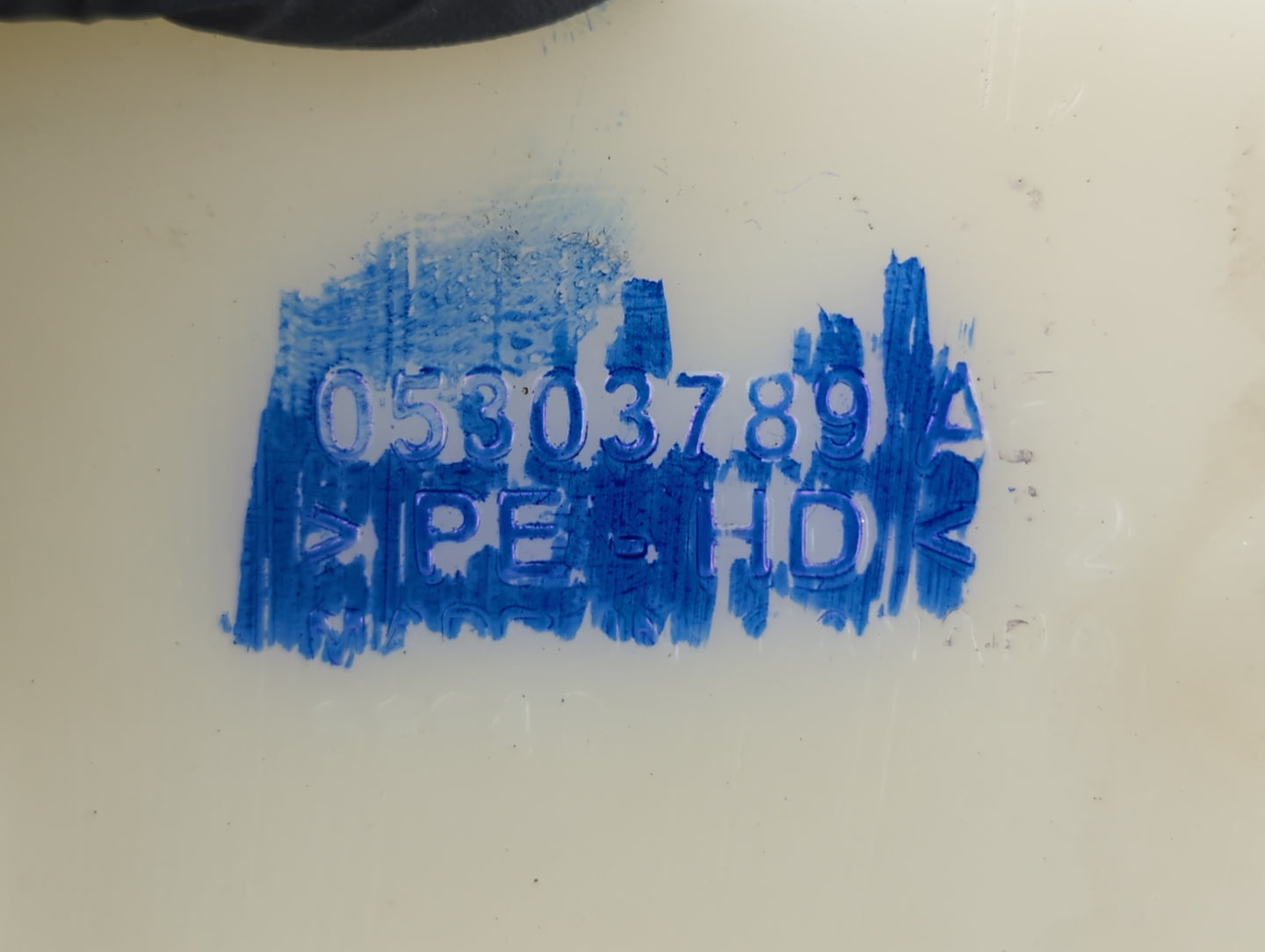 Jeep Compass Windshield Washer Fluid Reservoir Bottle Oem - Oemusedautoparts1.com