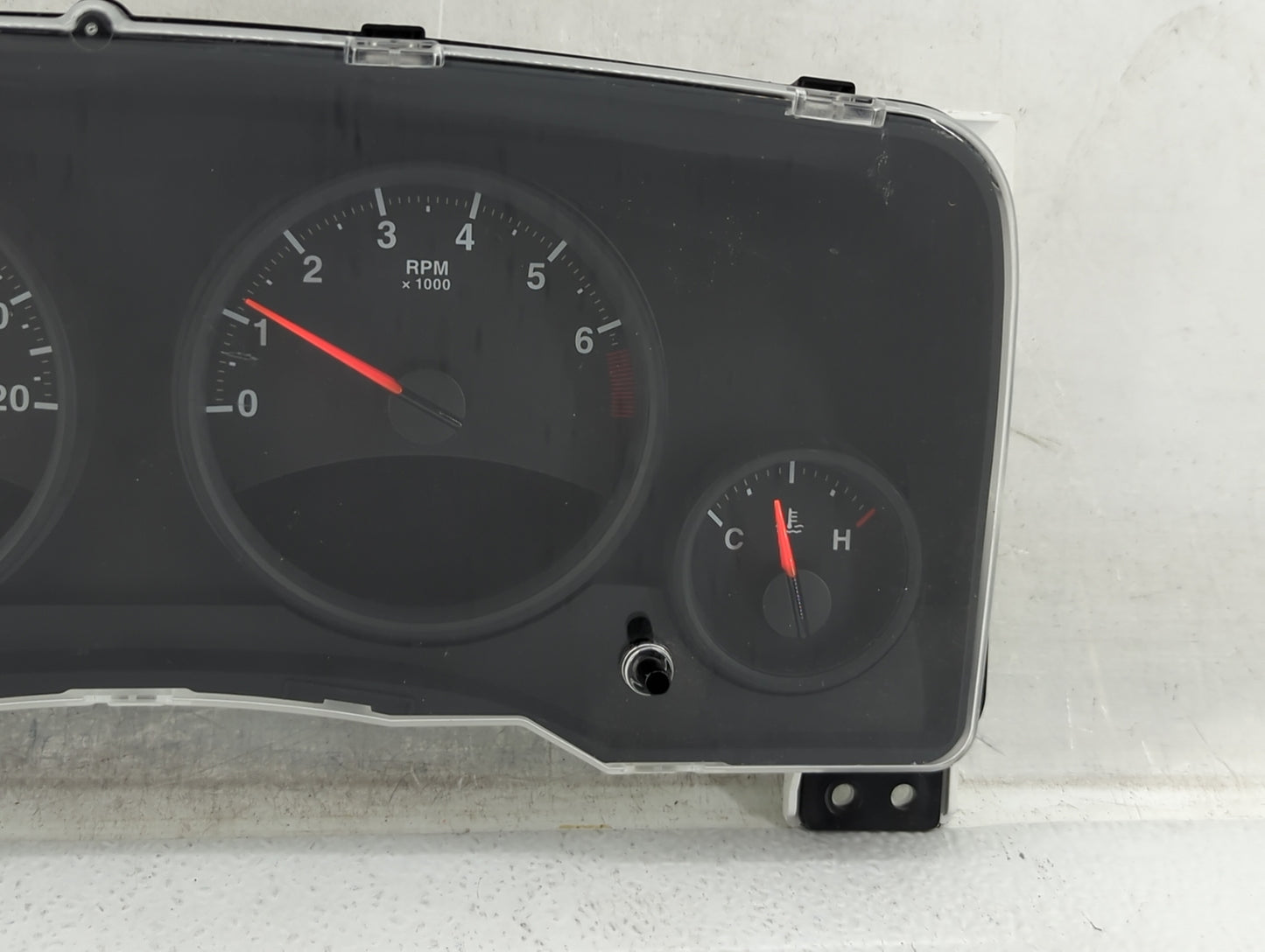 2011-2013 Jeep Compass Instrument Cluster Speedometer Gauges P/N:68080402AC Fits Fits 2011 2012 2013 OEM Used Auto Parts - O