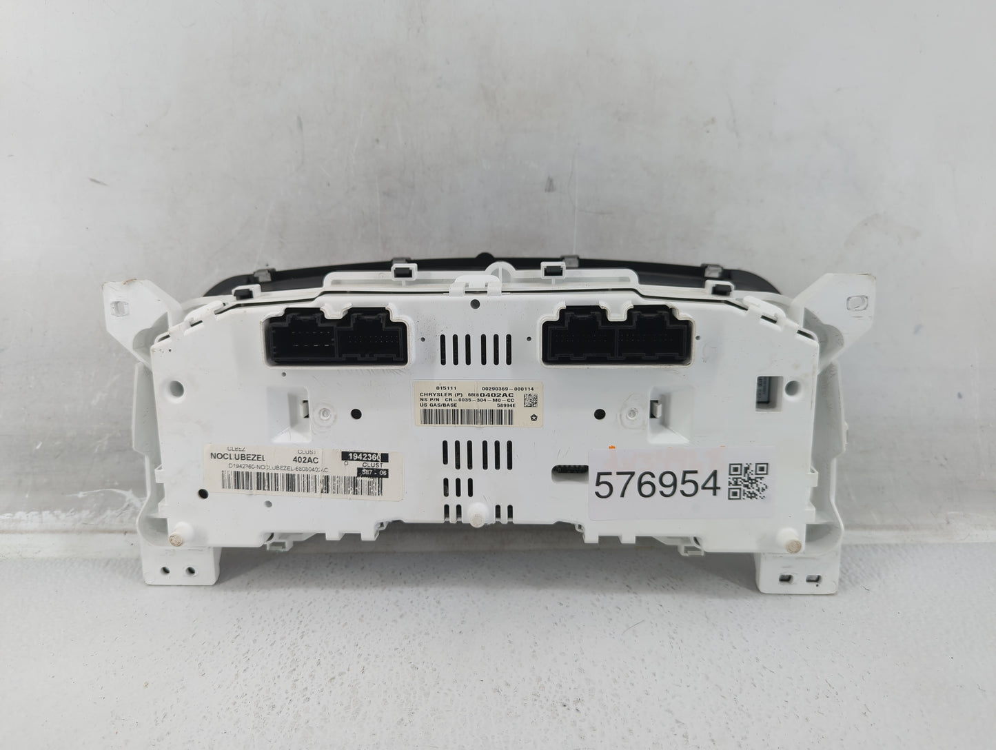 2011-2013 Jeep Compass Instrument Cluster Speedometer Gauges P/N:68080402AC Fits Fits 2011 2012 2013 OEM Used Auto Parts - O