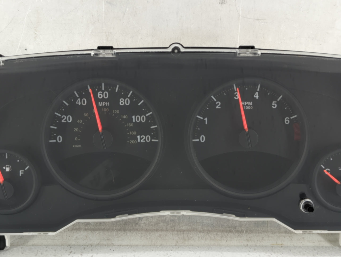 2011-2013 Jeep Compass Instrument Cluster Speedometer Gauges P/N:68080402AC Fits Fits 2011 2012 2013 OEM Used Auto Parts - O