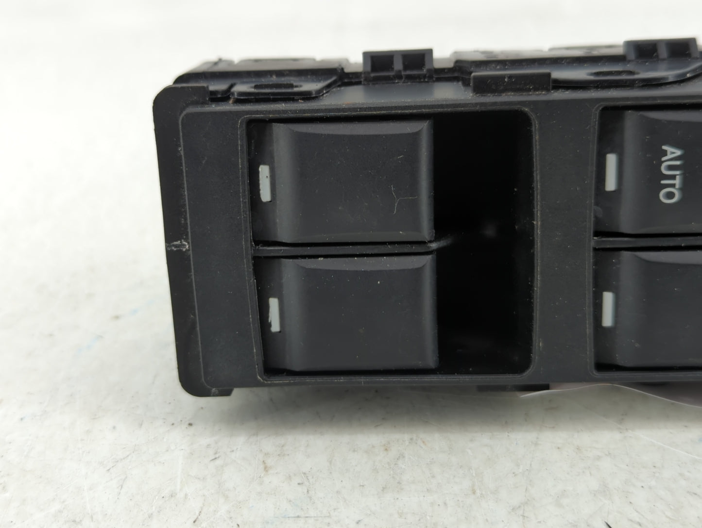 2011 Jeep Compass Master Power Window Switch Replacement Driver Side Left P/N:04602780AA Fits OEM Used Auto Parts - Oemuseda