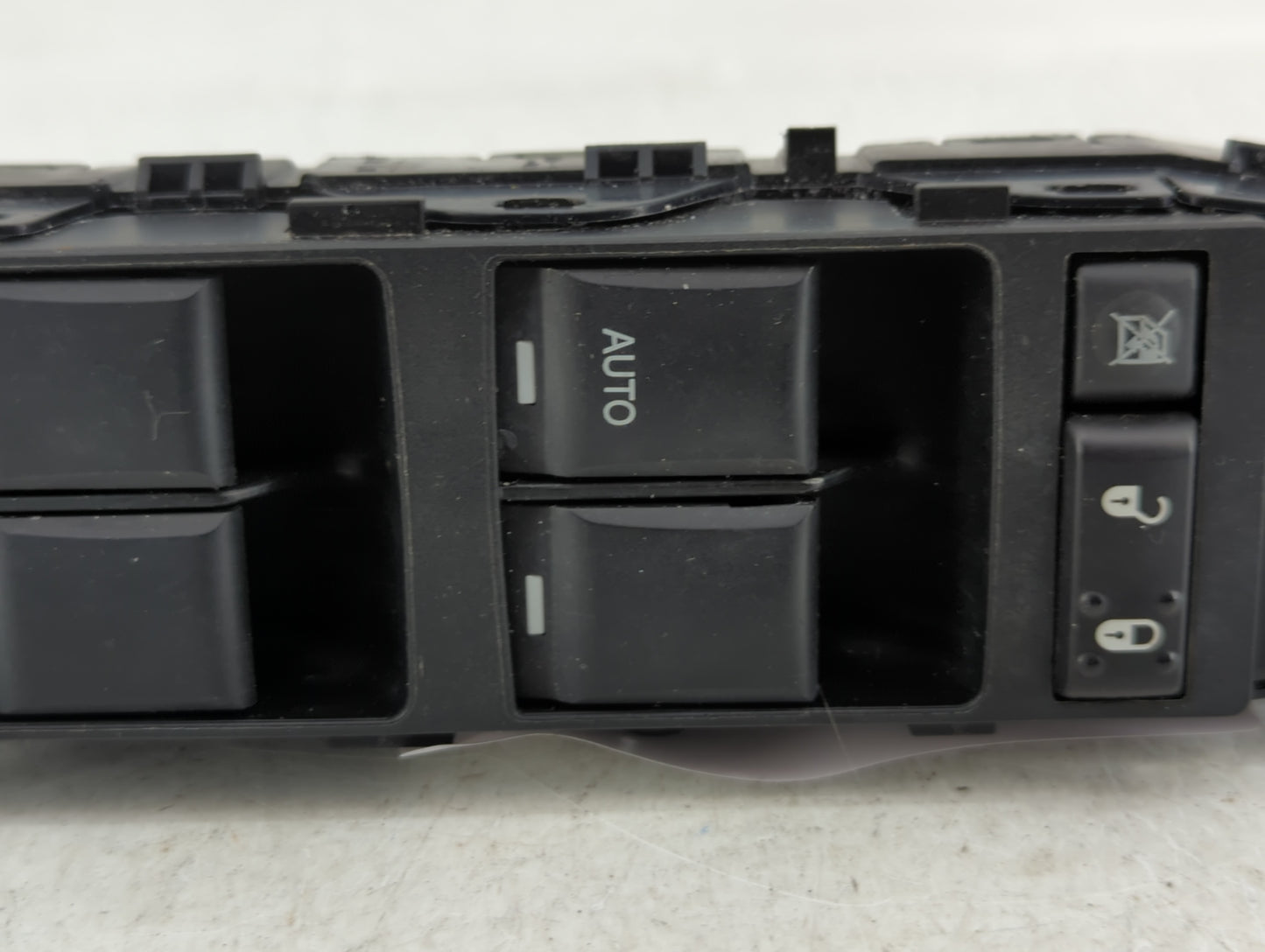 2011 Jeep Compass Master Power Window Switch Replacement Driver Side Left P/N:04602780AA Fits OEM Used Auto Parts - Oemuseda