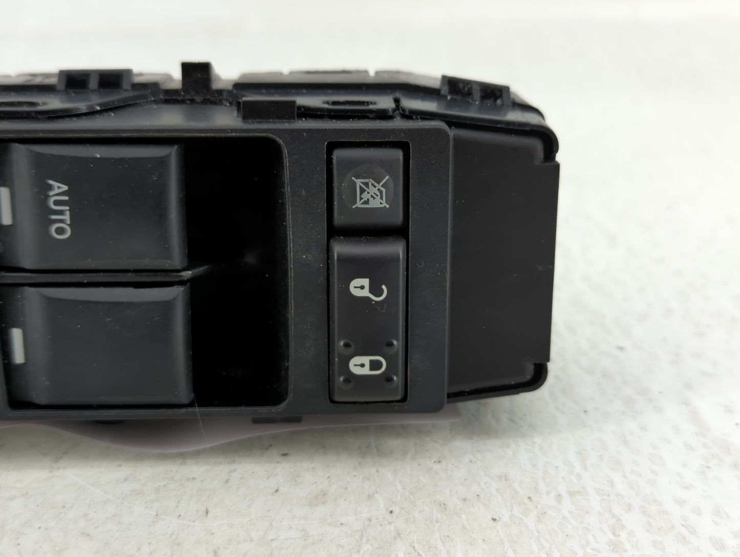 2011 Jeep Compass Master Power Window Switch Replacement Driver Side Left P/N:04602780AA Fits OEM Used Auto Parts - Oemuseda