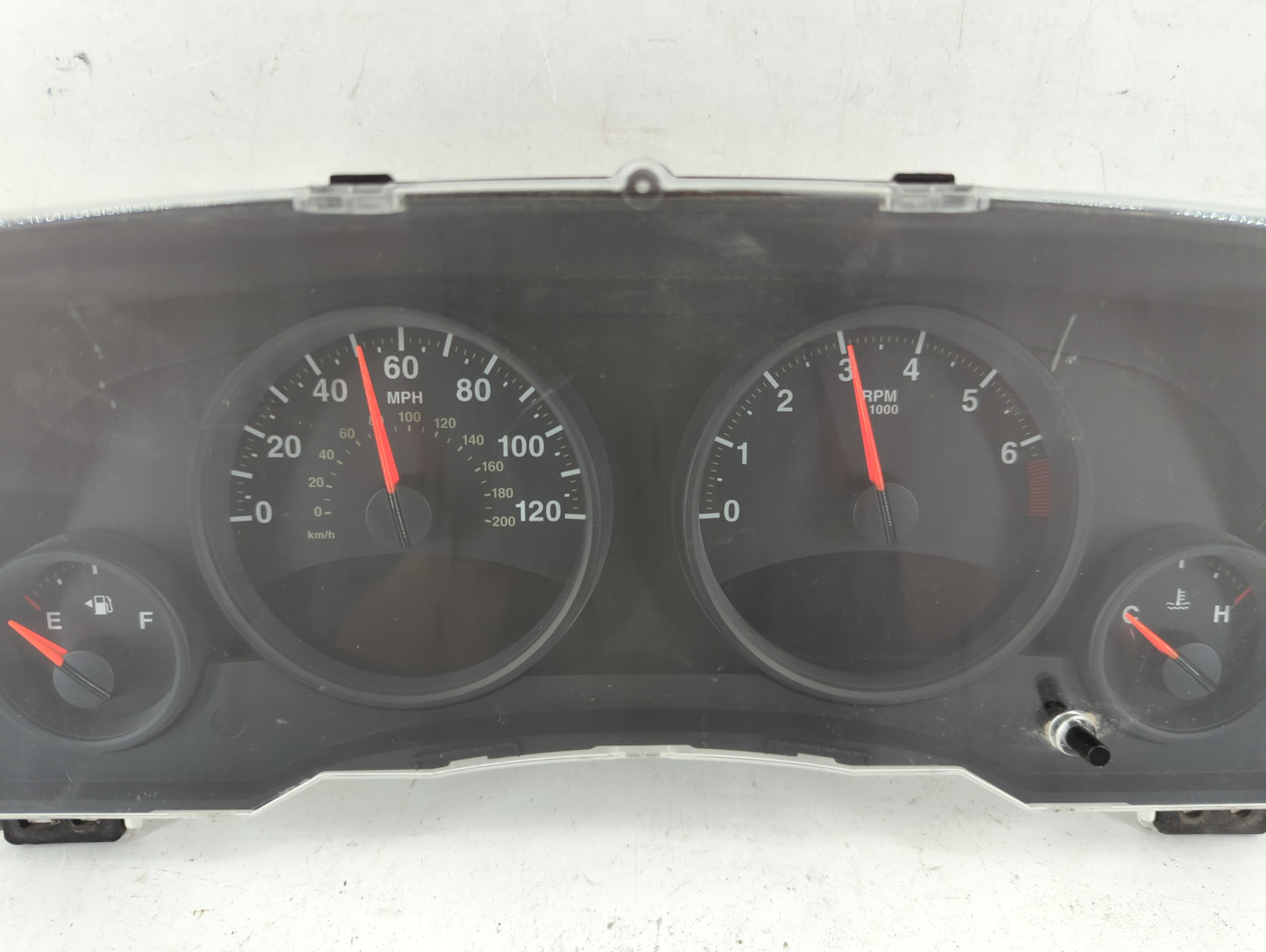 2011-2012 Jeep Compass Instrument Cluster Speedometer Gauges P/N:68080402AC Fits Fits 2011 2012 OEM Used Auto Parts - Oemuse