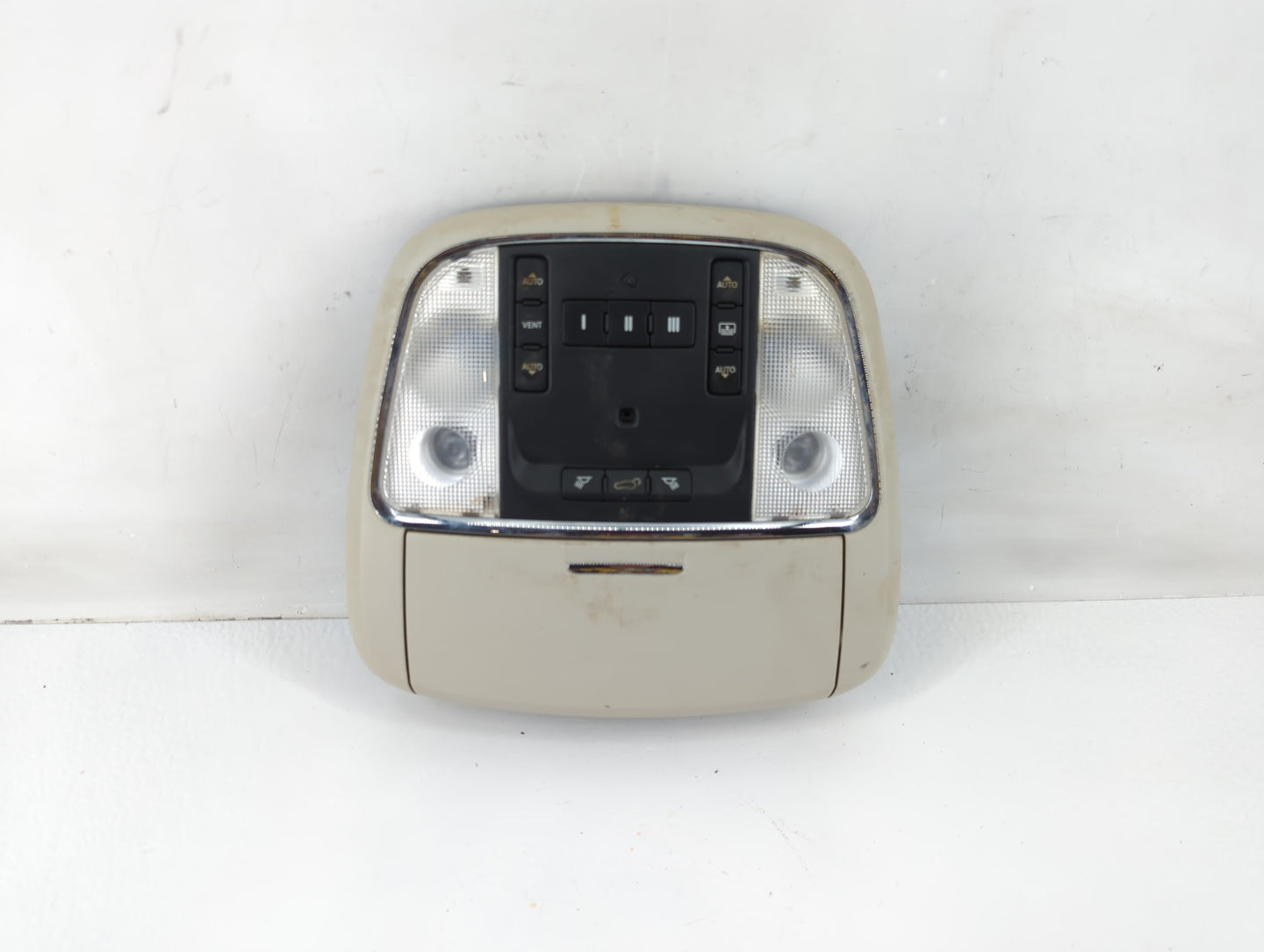 2011-2015 Jeep Grand Cherokee Overhead Roof Console Interior Dome Light - Oemusedautoparts1.com