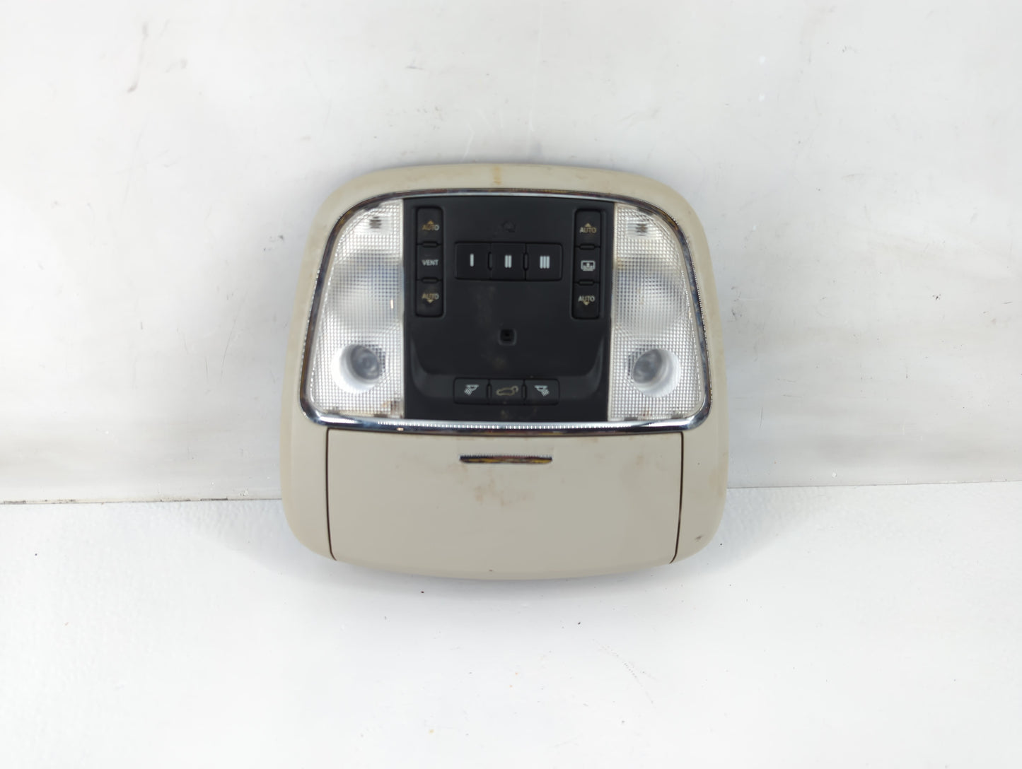 2011-2015 Jeep Grand Cherokee Overhead Roof Console Interior Dome Light - Oemusedautoparts1.com