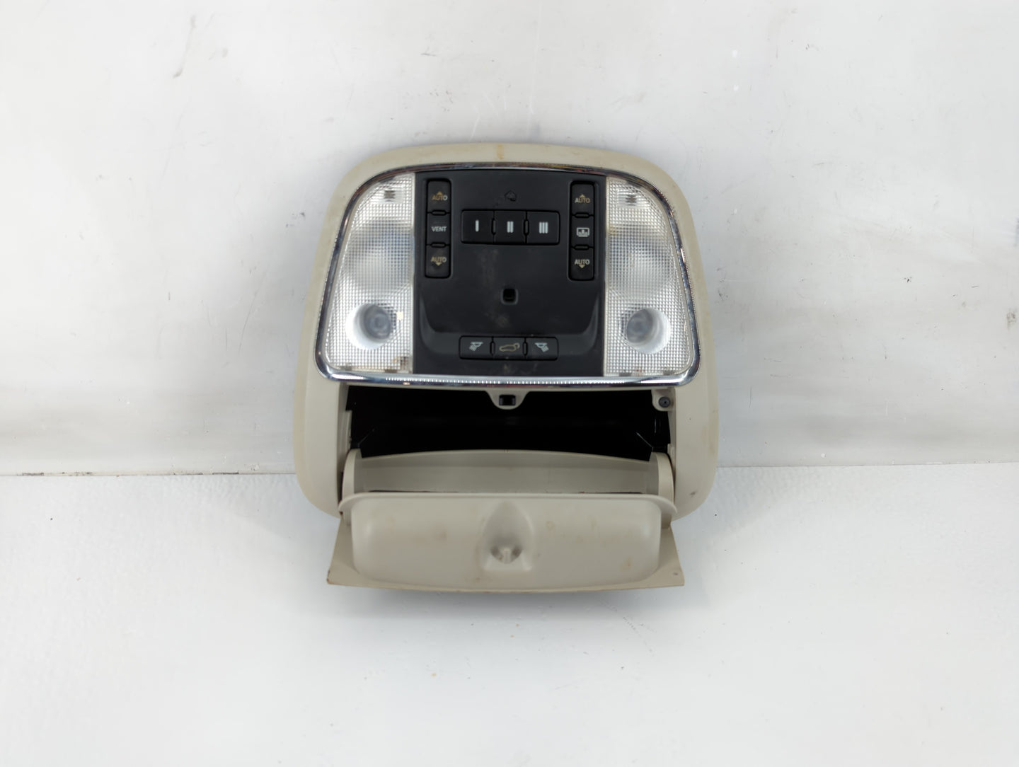 2011-2015 Jeep Grand Cherokee Overhead Roof Console Interior Dome Light - Oemusedautoparts1.com