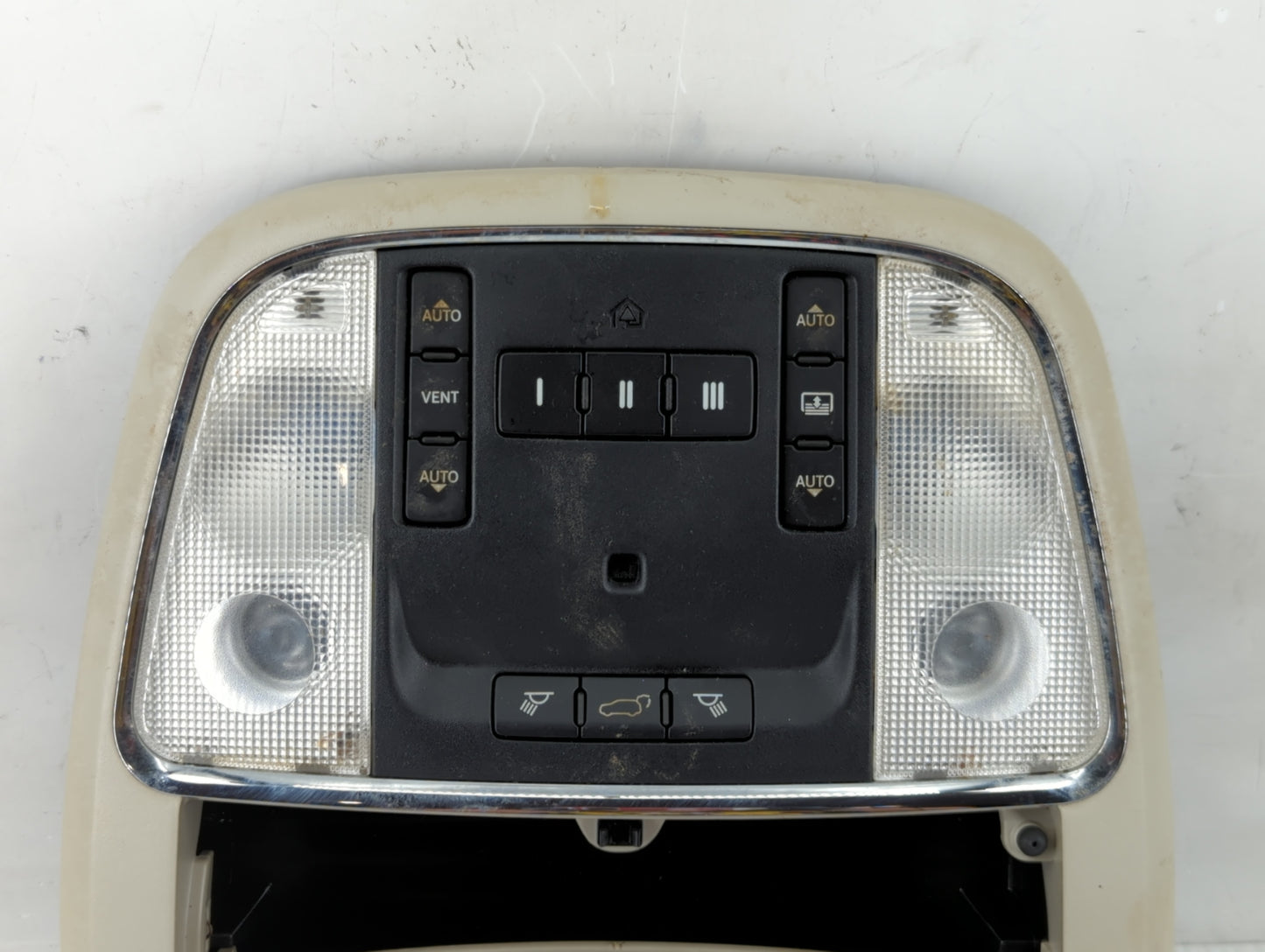 2011-2015 Jeep Grand Cherokee Overhead Roof Console Interior Dome Light - Oemusedautoparts1.com