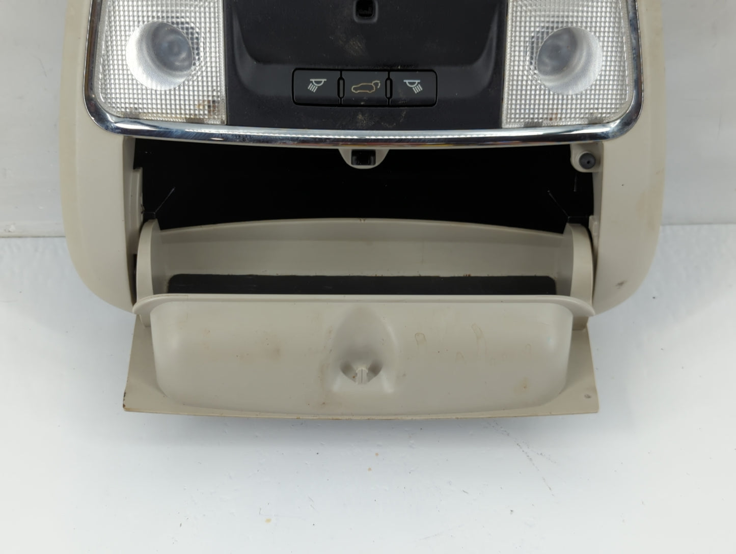 2011-2015 Jeep Grand Cherokee Overhead Roof Console Interior Dome Light - Oemusedautoparts1.com