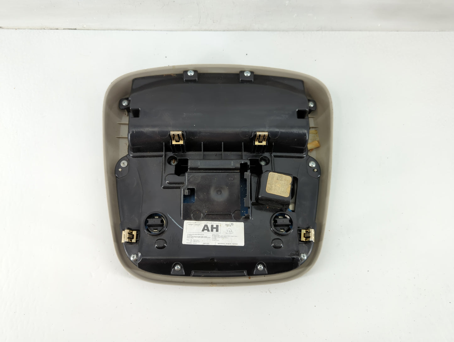 2011-2015 Jeep Grand Cherokee Overhead Roof Console Interior Dome Light - Oemusedautoparts1.com