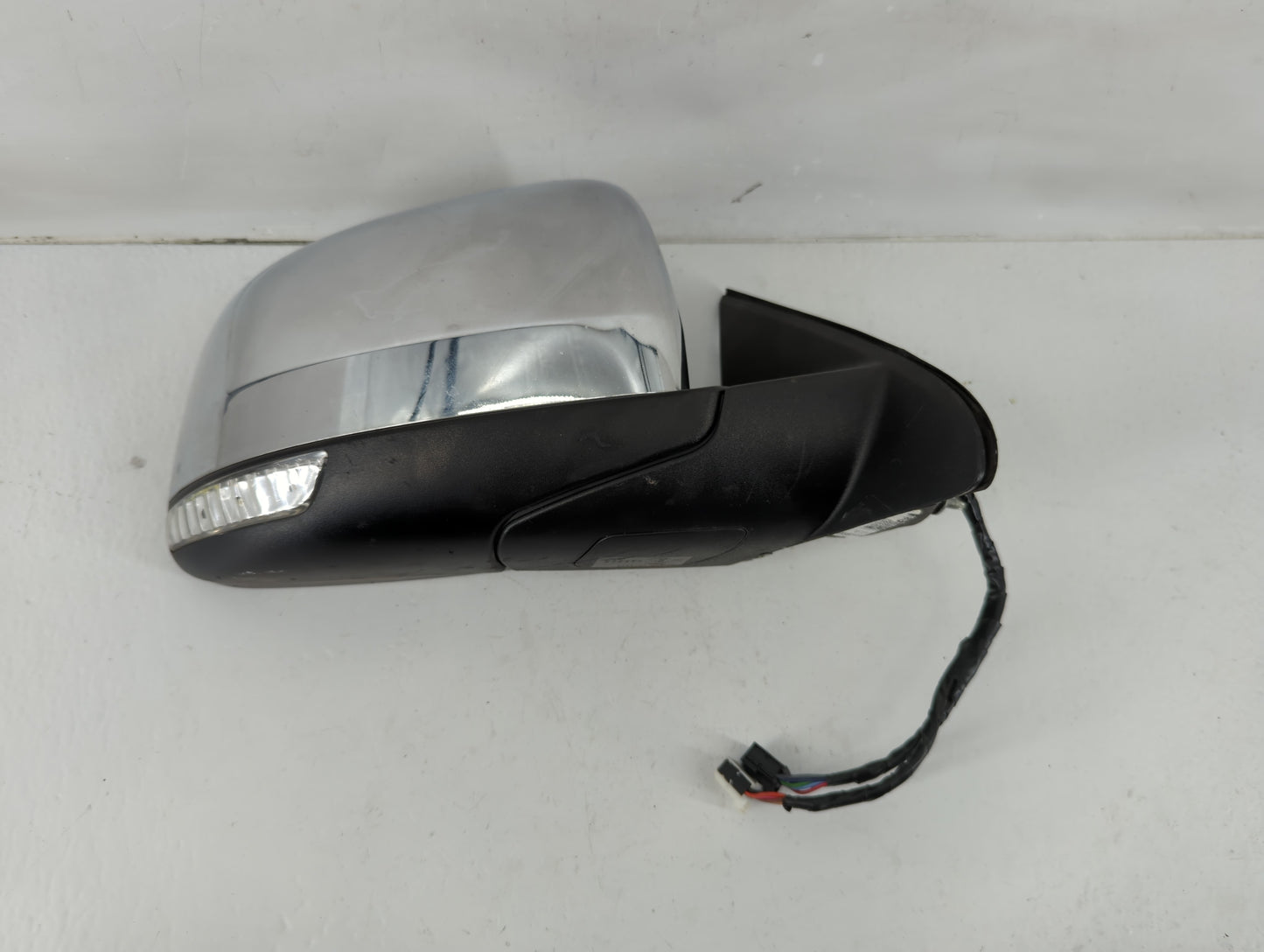 2011 Jeep Grand Cherokee Passenger Right Side View Manual Door Mirror - Oemusedautoparts1.com
