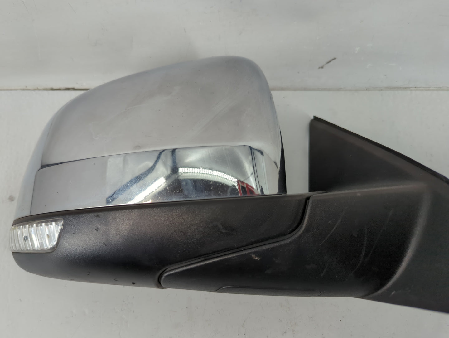 2011 Jeep Grand Cherokee Passenger Right Side View Manual Door Mirror - Oemusedautoparts1.com