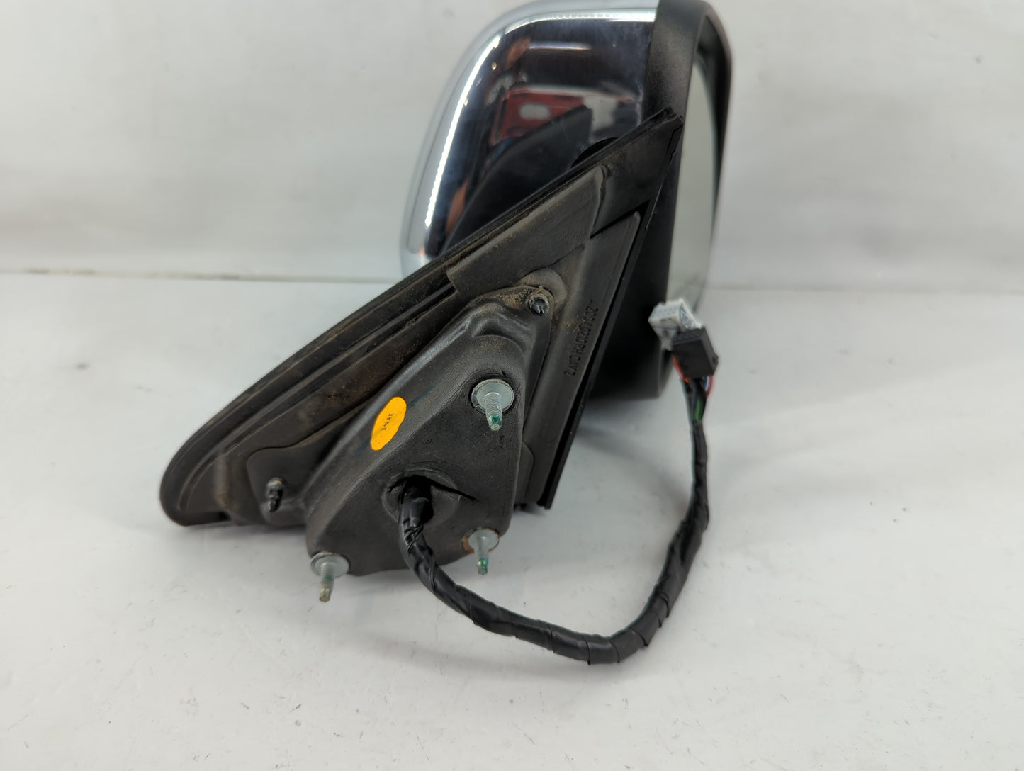 2011 Jeep Grand Cherokee Passenger Right Side View Manual Door Mirror - Oemusedautoparts1.com