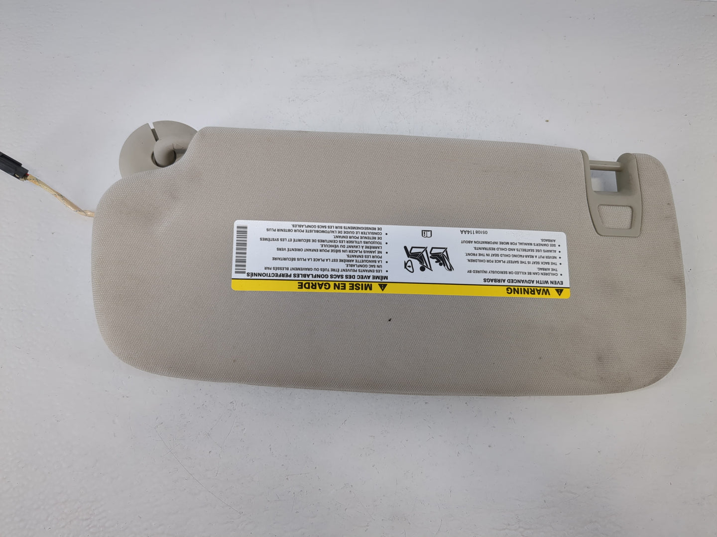 2011-2013 Jeep Grand Cherokee Sun Visor Shade Replacement Passenger Right Mirror Fits OEM Used Auto Parts - Oemusedautoparts